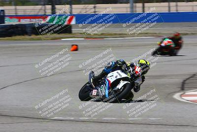 media/Apr-23-2022-Fastrack Riders (Sat) [[cb2d6ae73d]]/LEVEL 4/1PM TURN 6 OUTSIDE/